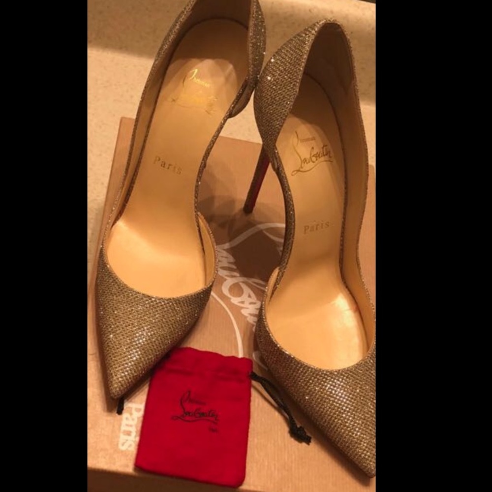 CHRISTIAN LOUBOUTIN
Iriza 100 glitter pump